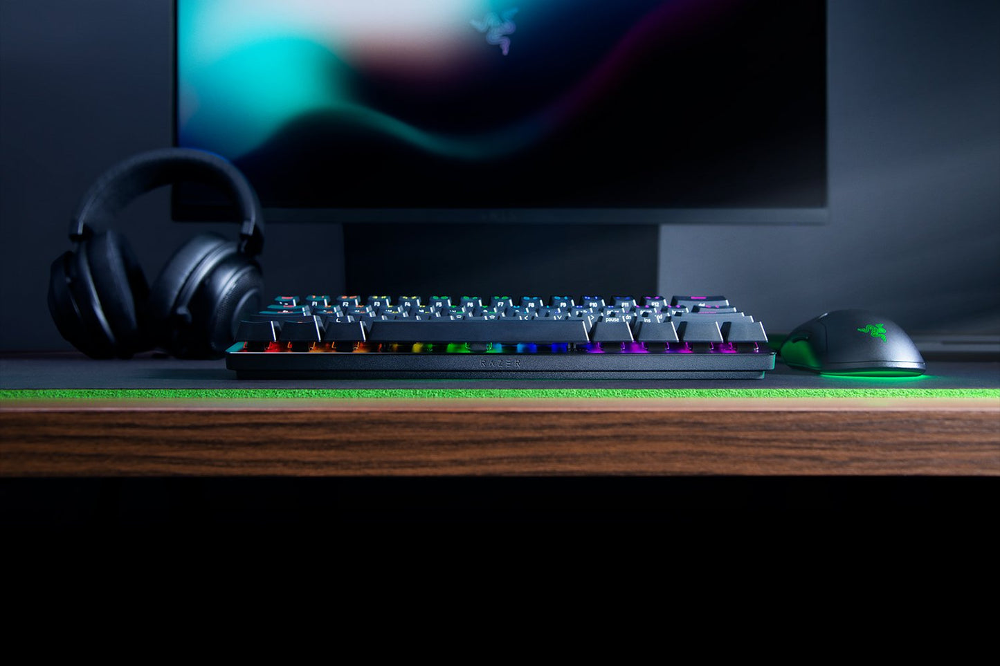Razer Huntsman Mini - 60% Optical Gaming Keyboard (Clicky Purple Switch / Linear Red Switch)
