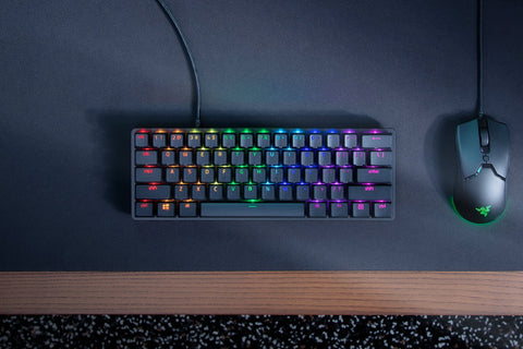 Razer Huntsman Mini - 60% Optical Gaming Keyboard (Clicky Purple Switch / Linear Red Switch)